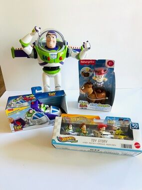 Fisher-Price Buzz Lightyear Figure with White, Green, Purple & Blue Accents
